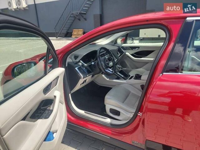 Красный Ягуар I-Pace, объемом двигателя 0 л и пробегом 148 тыс. км за 26700 $, фото 17 на Automoto.ua