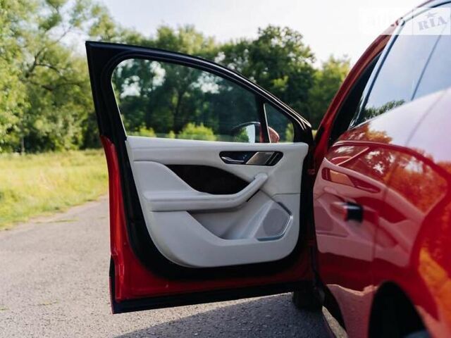 Красный Ягуар I-Pace, объемом двигателя 0 л и пробегом 115 тыс. км за 23200 $, фото 9 на Automoto.ua