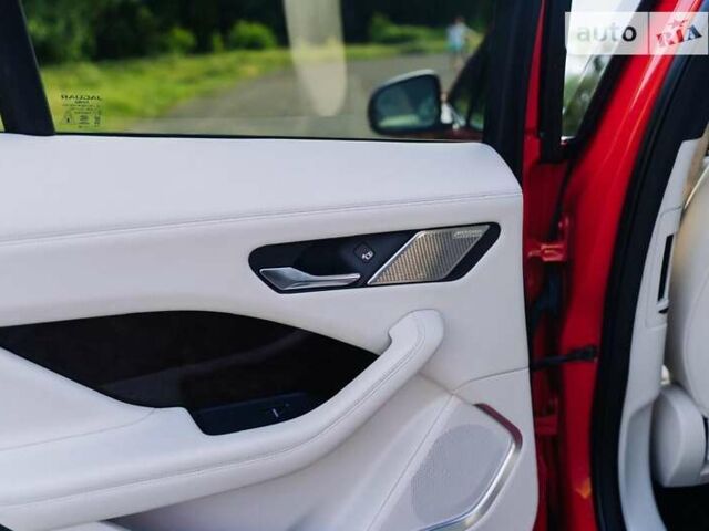 Красный Ягуар I-Pace, объемом двигателя 0 л и пробегом 115 тыс. км за 23200 $, фото 47 на Automoto.ua