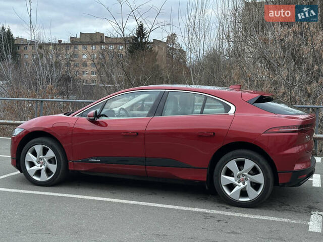 Красный Ягуар I-Pace, объемом двигателя 0 л и пробегом 100 тыс. км за 23900 $, фото 4 на Automoto.ua