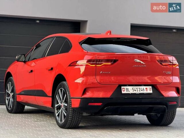 Красный Ягуар I-Pace, объемом двигателя 0 л и пробегом 120 тыс. км за 22990 $, фото 40 на Automoto.ua