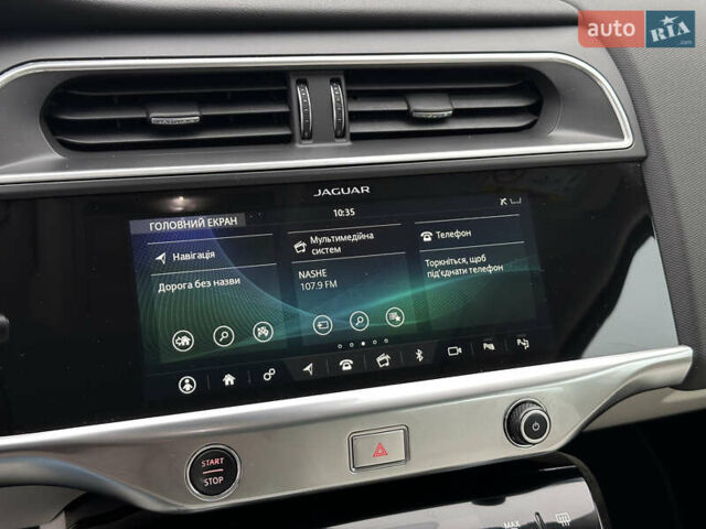 Красный Ягуар I-Pace, объемом двигателя 0 л и пробегом 100 тыс. км за 23900 $, фото 47 на Automoto.ua