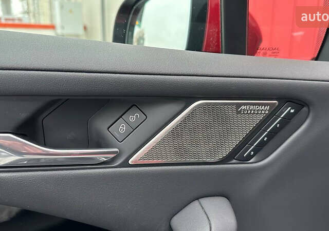 Красный Ягуар I-Pace, объемом двигателя 0 л и пробегом 95 тыс. км за 29000 $, фото 23 на Automoto.ua