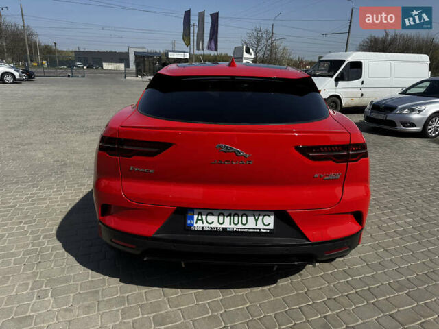 Красный Ягуар I-Pace, объемом двигателя 0 л и пробегом 123 тыс. км за 30000 $, фото 5 на Automoto.ua