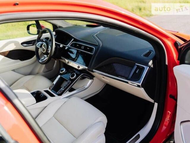 Красный Ягуар I-Pace, объемом двигателя 0 л и пробегом 115 тыс. км за 23200 $, фото 23 на Automoto.ua