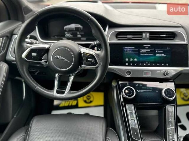 Красный Ягуар I-Pace, объемом двигателя 0 л и пробегом 78 тыс. км за 41000 $, фото 13 на Automoto.ua