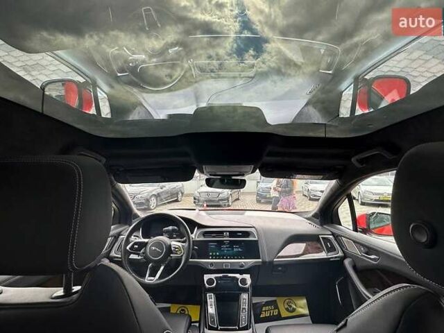 Красный Ягуар I-Pace, объемом двигателя 0 л и пробегом 78 тыс. км за 41000 $, фото 18 на Automoto.ua