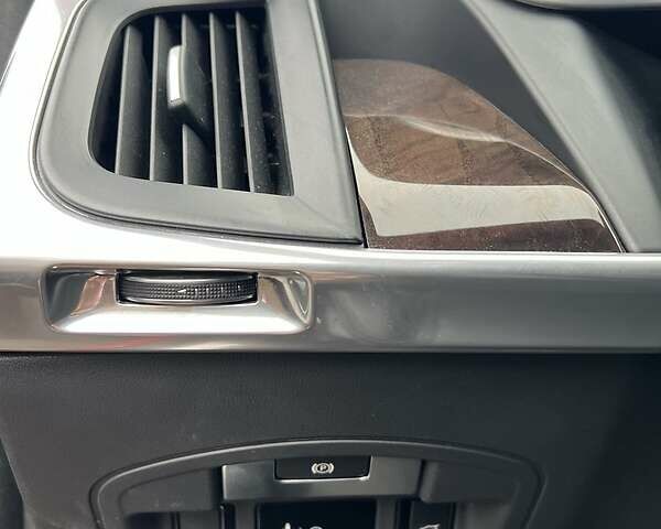 Красный Ягуар I-Pace, объемом двигателя 0 л и пробегом 34 тыс. км за 45500 $, фото 12 на Automoto.ua