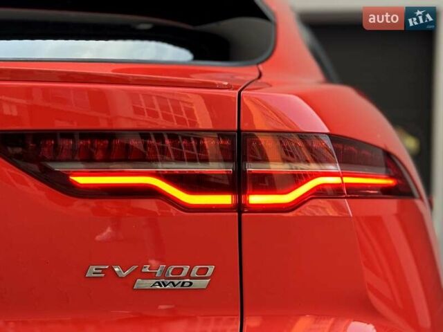 Красный Ягуар I-Pace, объемом двигателя 0 л и пробегом 120 тыс. км за 22990 $, фото 45 на Automoto.ua