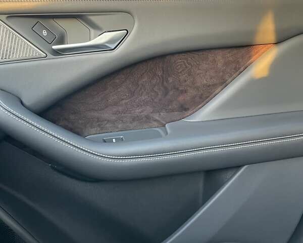 Красный Ягуар I-Pace, объемом двигателя 0 л и пробегом 101 тыс. км за 30500 $, фото 19 на Automoto.ua