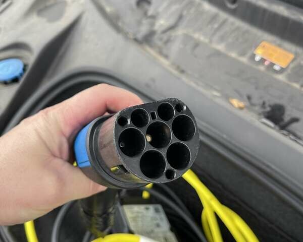 Красный Ягуар I-Pace, объемом двигателя 0 л и пробегом 107 тыс. км за 23500 $, фото 77 на Automoto.ua