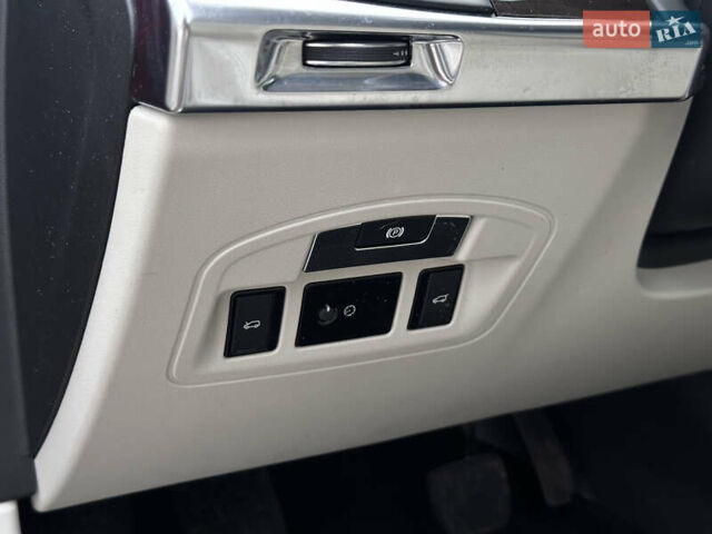 Красный Ягуар I-Pace, объемом двигателя 0 л и пробегом 100 тыс. км за 23900 $, фото 39 на Automoto.ua