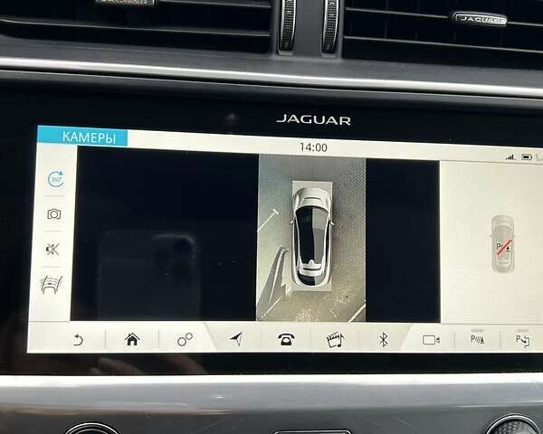 Красный Ягуар I-Pace, объемом двигателя 0 л и пробегом 34 тыс. км за 45500 $, фото 15 на Automoto.ua