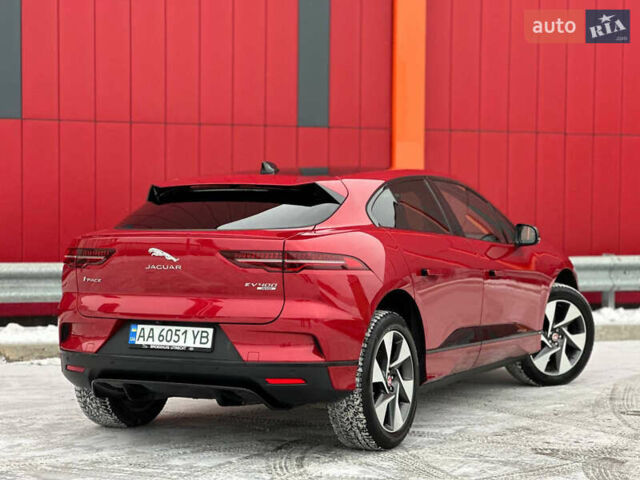 Красный Ягуар I-Pace, объемом двигателя 0 л и пробегом 95 тыс. км за 29000 $, фото 13 на Automoto.ua