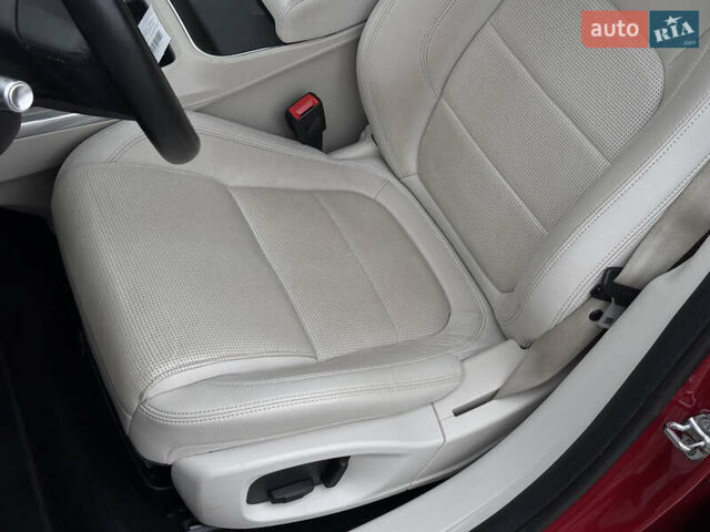 Красный Ягуар I-Pace, объемом двигателя 0 л и пробегом 100 тыс. км за 23900 $, фото 64 на Automoto.ua