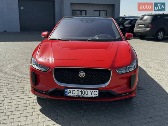 Красный Ягуар I-Pace, объемом двигателя 0 л и пробегом 123 тыс. км за 30000 $, фото 1 на Automoto.ua