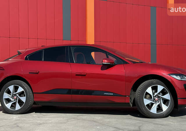 Красный Ягуар I-Pace, объемом двигателя 0 л и пробегом 101 тыс. км за 28900 $, фото 9 на Automoto.ua