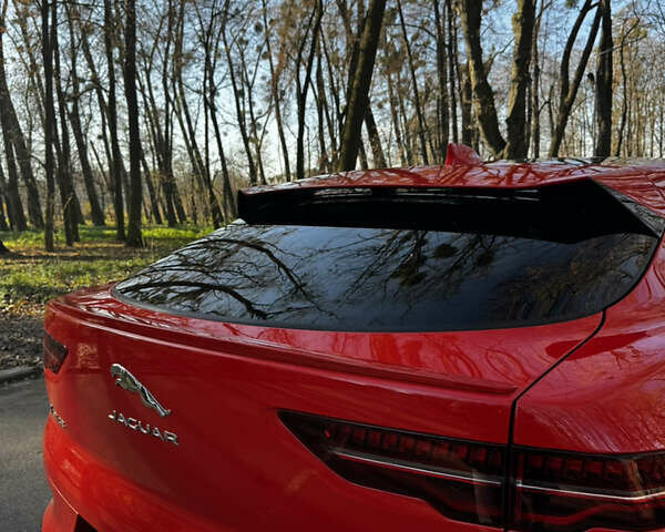 Красный Ягуар I-Pace, объемом двигателя 0 л и пробегом 125 тыс. км за 25500 $, фото 4 на Automoto.ua