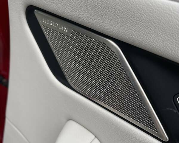 Красный Ягуар I-Pace, объемом двигателя 0 л и пробегом 107 тыс. км за 23500 $, фото 92 на Automoto.ua