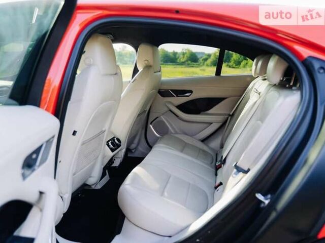 Красный Ягуар I-Pace, объемом двигателя 0 л и пробегом 115 тыс. км за 23200 $, фото 5 на Automoto.ua
