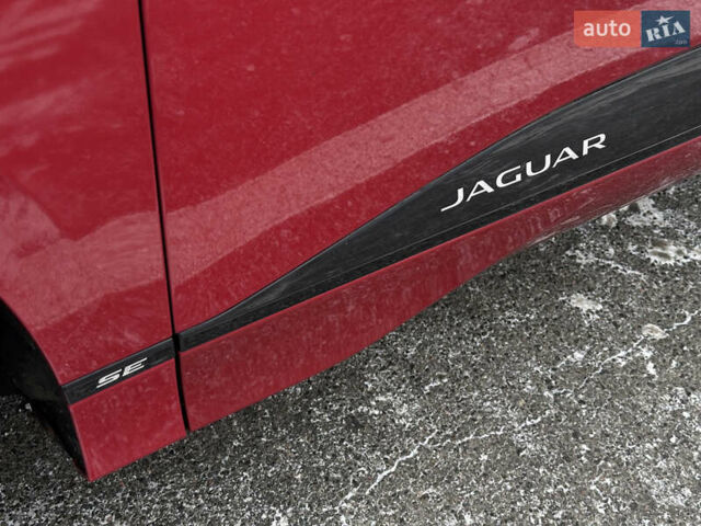 Красный Ягуар I-Pace, объемом двигателя 0 л и пробегом 100 тыс. км за 23900 $, фото 21 на Automoto.ua