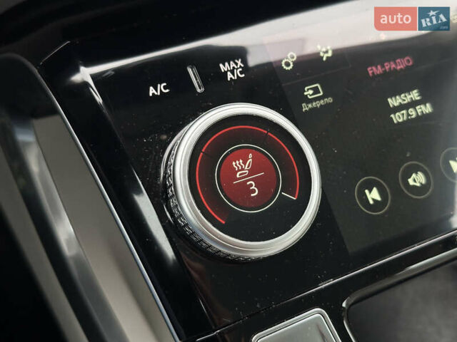 Красный Ягуар I-Pace, объемом двигателя 0 л и пробегом 100 тыс. км за 23900 $, фото 52 на Automoto.ua