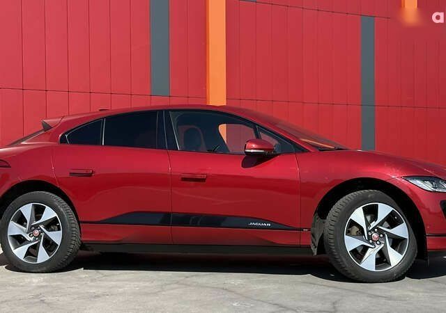Красный Ягуар I-Pace, объемом двигателя 0 л и пробегом 128 тыс. км за 28900 $, фото 9 на Automoto.ua