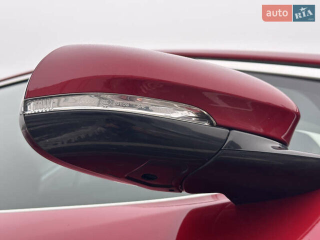 Красный Ягуар I-Pace, объемом двигателя 0 л и пробегом 100 тыс. км за 23900 $, фото 33 на Automoto.ua