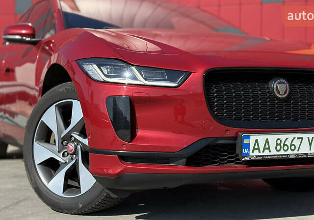 Красный Ягуар I-Pace, объемом двигателя 0 л и пробегом 101 тыс. км за 28900 $, фото 11 на Automoto.ua