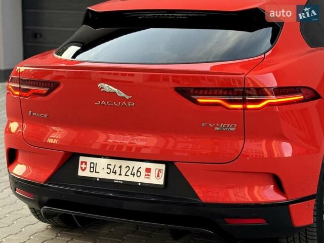 Красный Ягуар I-Pace, объемом двигателя 0 л и пробегом 120 тыс. км за 22990 $, фото 38 на Automoto.ua