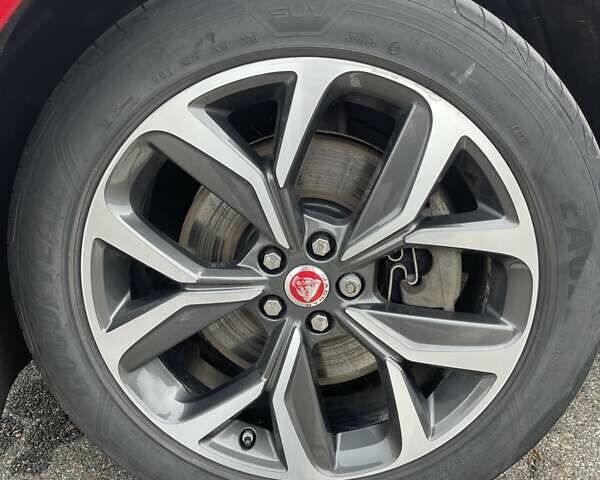 Красный Ягуар I-Pace, объемом двигателя 0 л и пробегом 107 тыс. км за 23500 $, фото 99 на Automoto.ua