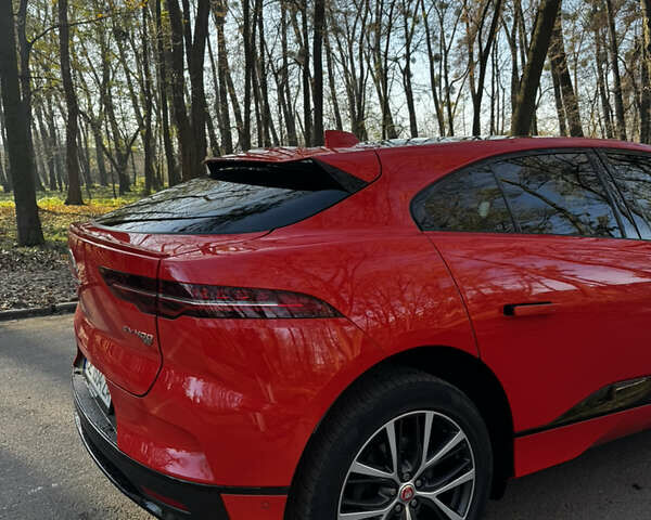 Красный Ягуар I-Pace, объемом двигателя 0 л и пробегом 125 тыс. км за 25500 $, фото 2 на Automoto.ua