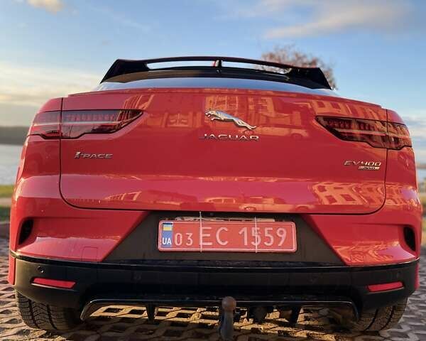 Красный Ягуар I-Pace, объемом двигателя 0 л и пробегом 101 тыс. км за 30500 $, фото 40 на Automoto.ua