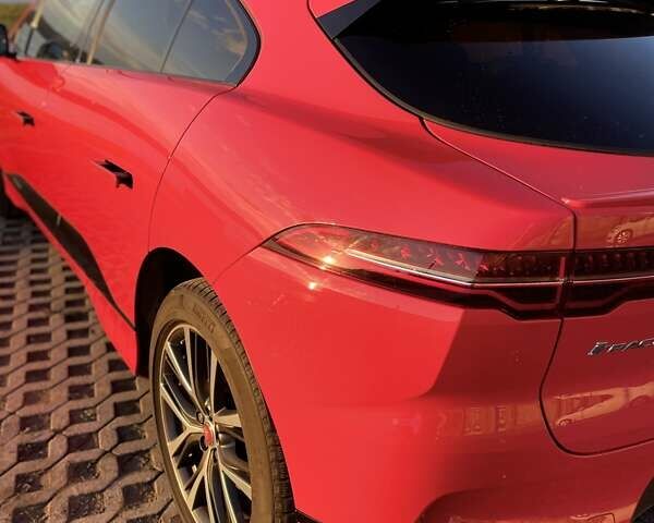 Красный Ягуар I-Pace, объемом двигателя 0 л и пробегом 101 тыс. км за 30500 $, фото 38 на Automoto.ua