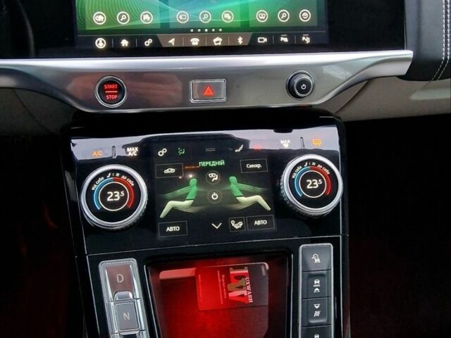 Червоний Ягуар I-Pace, об'ємом двигуна 0 л та пробігом 65 тис. км за 31000 $, фото 2 на Automoto.ua