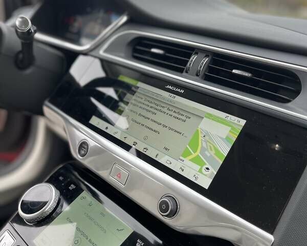 Красный Ягуар I-Pace, объемом двигателя 0 л и пробегом 107 тыс. км за 23500 $, фото 106 на Automoto.ua