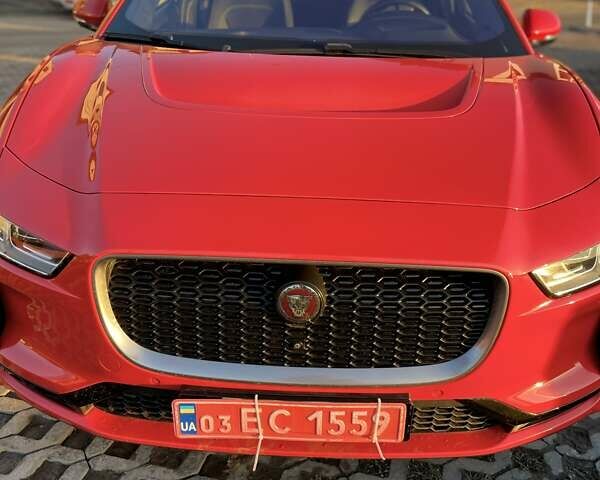 Красный Ягуар I-Pace, объемом двигателя 0 л и пробегом 101 тыс. км за 30500 $, фото 29 на Automoto.ua