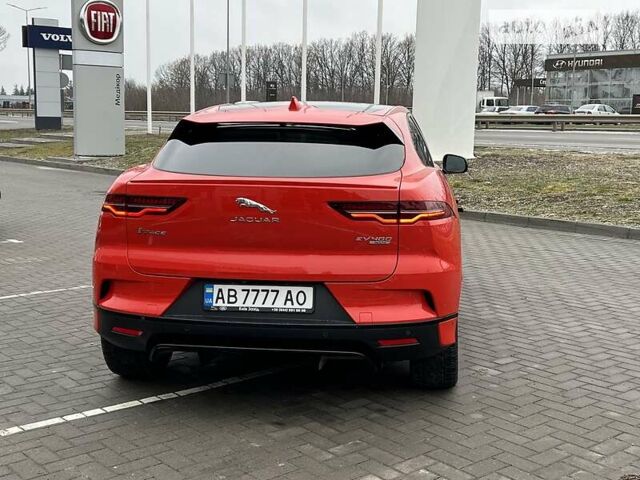 Красный Ягуар I-Pace, объемом двигателя 0 л и пробегом 34 тыс. км за 45500 $, фото 8 на Automoto.ua