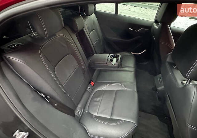 Красный Ягуар I-Pace, объемом двигателя 0 л и пробегом 95 тыс. км за 29000 $, фото 55 на Automoto.ua