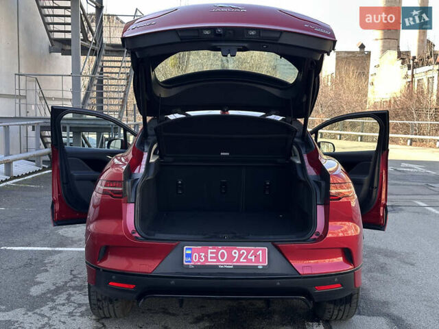 Красный Ягуар I-Pace, объемом двигателя 0 л и пробегом 110 тыс. км за 23999 $, фото 79 на Automoto.ua
