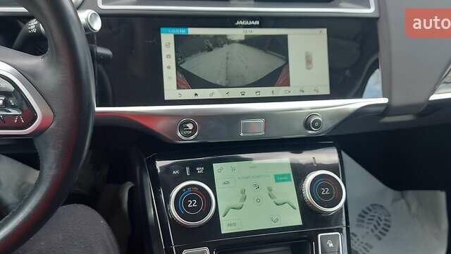 Красный Ягуар I-Pace, объемом двигателя 0 л и пробегом 95 тыс. км за 20990 $, фото 13 на Automoto.ua