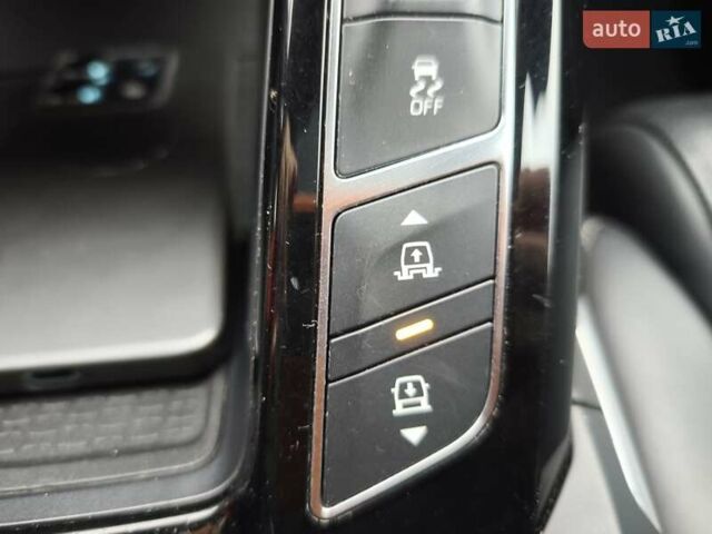 Красный Ягуар I-Pace, объемом двигателя 0 л и пробегом 155 тыс. км за 25999 $, фото 71 на Automoto.ua