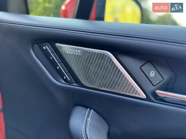 Красный Ягуар I-Pace, объемом двигателя 0 л и пробегом 89 тыс. км за 24300 $, фото 57 на Automoto.ua