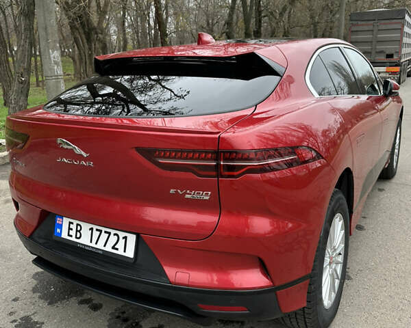 Красный Ягуар I-Pace, объемом двигателя 0 л и пробегом 96 тыс. км за 27000 $, фото 30 на Automoto.ua