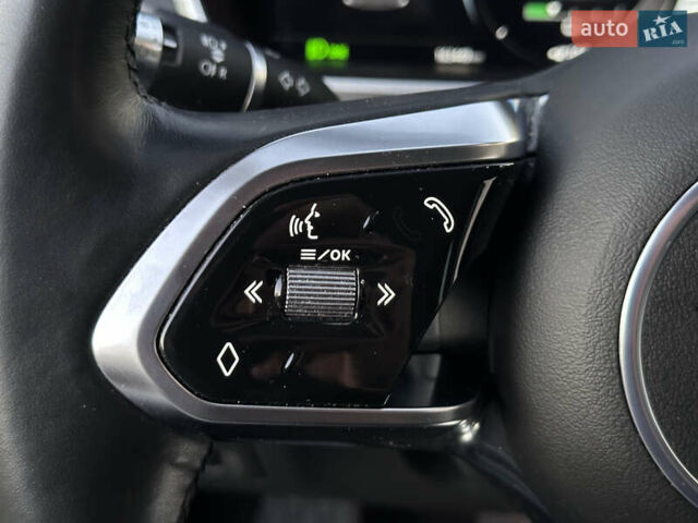 Красный Ягуар I-Pace, объемом двигателя 0 л и пробегом 163 тыс. км за 21999 $, фото 38 на Automoto.ua