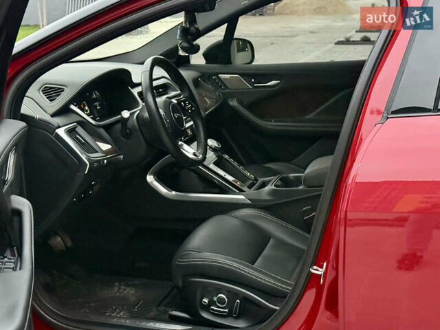 Красный Ягуар I-Pace, объемом двигателя 0 л и пробегом 142 тыс. км за 23500 $, фото 64 на Automoto.ua