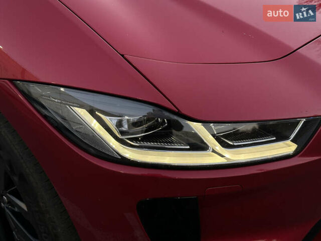 Красный Ягуар I-Pace, объемом двигателя 0 л и пробегом 163 тыс. км за 21999 $, фото 12 на Automoto.ua