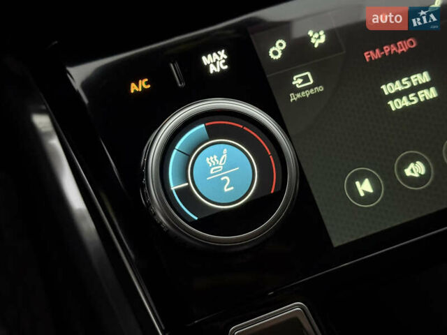 Красный Ягуар I-Pace, объемом двигателя 0 л и пробегом 142 тыс. км за 23500 $, фото 68 на Automoto.ua