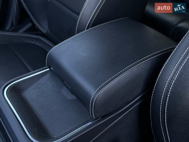 Красный Ягуар I-Pace, объемом двигателя 0 л и пробегом 110 тыс. км за 23999 $, фото 54 на Automoto.ua