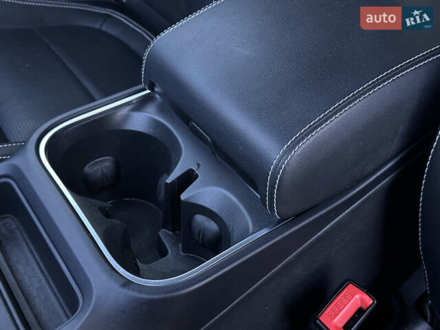 Красный Ягуар I-Pace, объемом двигателя 0 л и пробегом 110 тыс. км за 23999 $, фото 56 на Automoto.ua